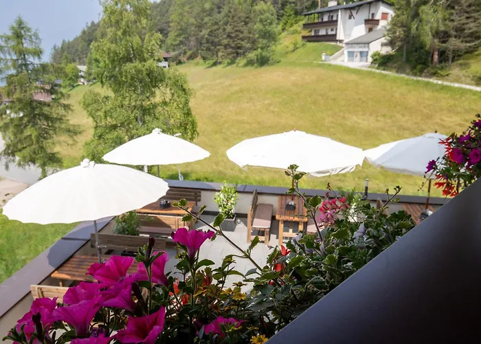 Tyrol Hotel 3*