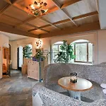 Hotell Tyrol 3*